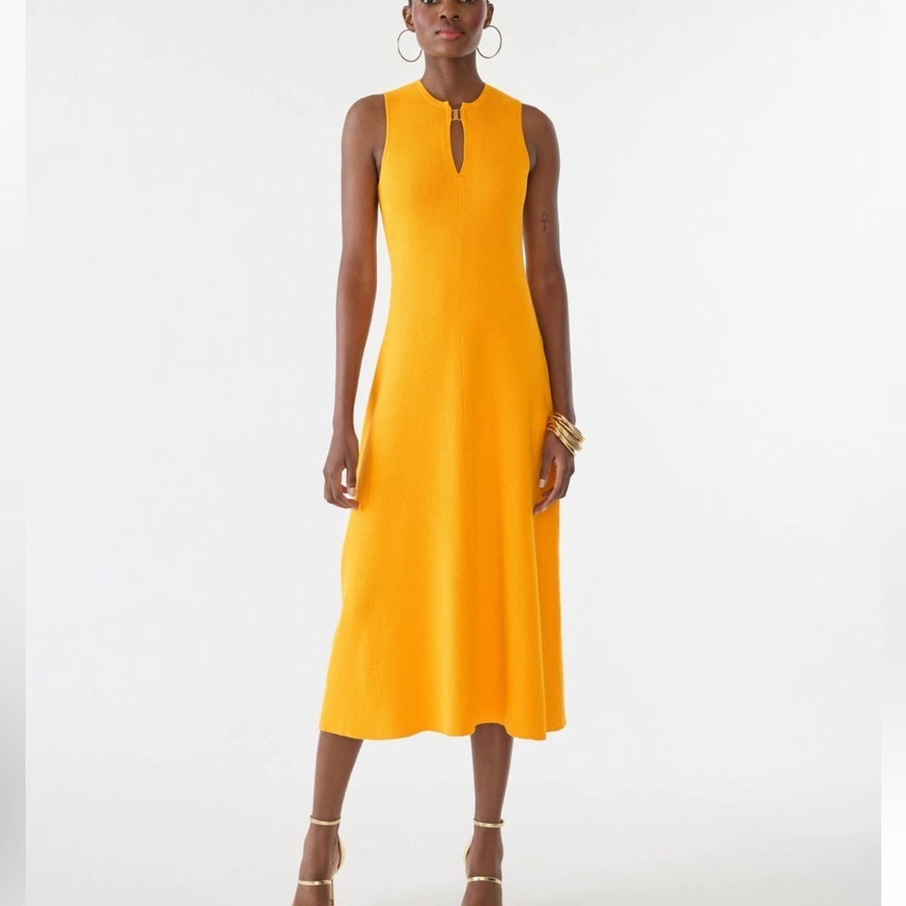 GSTQ New York Sweater Midi Dress Saffron Yellow Size 3X NWT